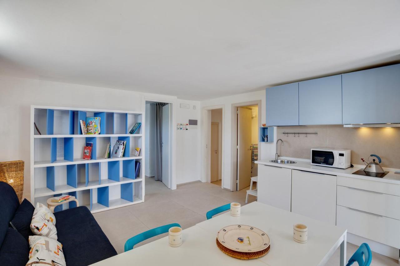 Casalmare Apartments One Step From The Sea Mola di Bari Bagian luar foto
