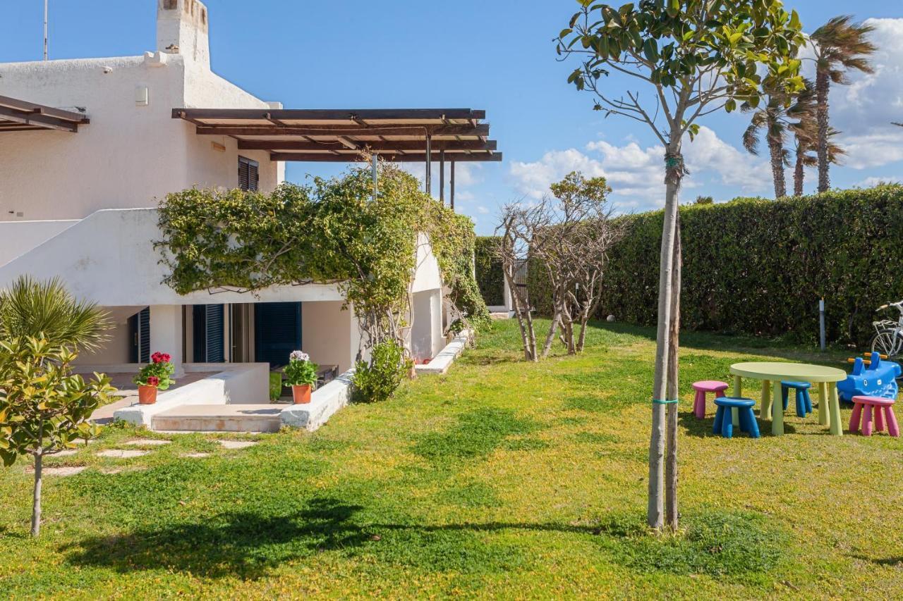 Casalmare Apartments One Step From The Sea Mola di Bari Bagian luar foto