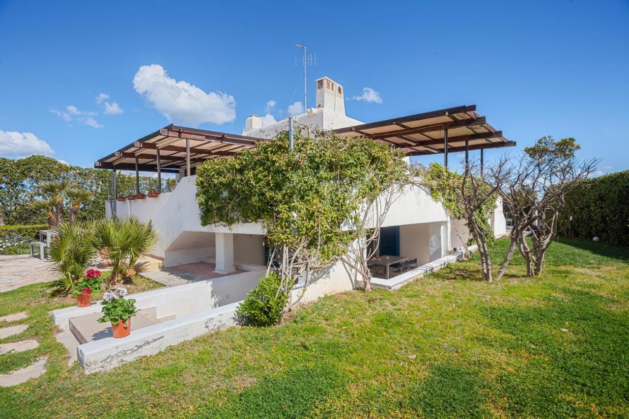 Casalmare Apartments One Step From The Sea Mola di Bari Bagian luar foto