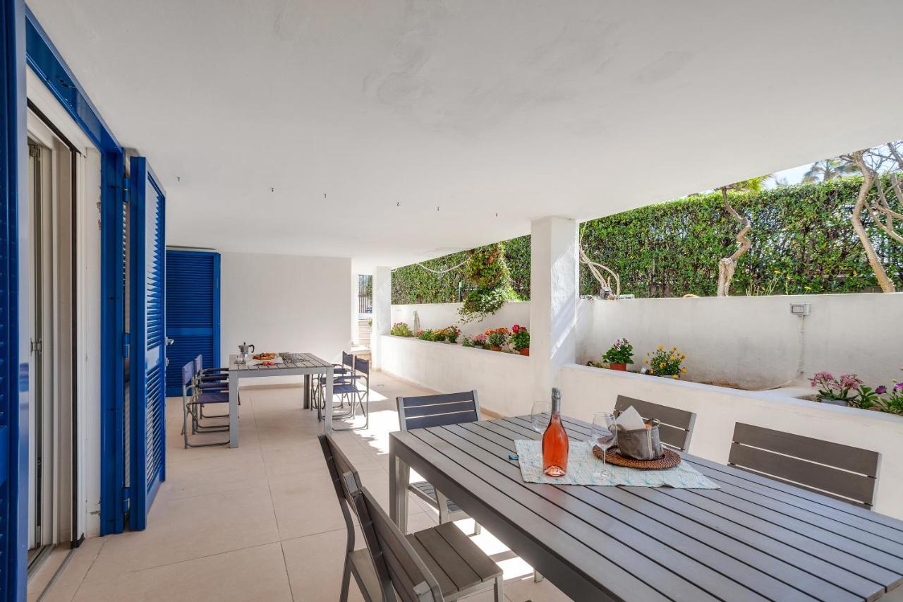 Casalmare Apartments One Step From The Sea Mola di Bari Bagian luar foto