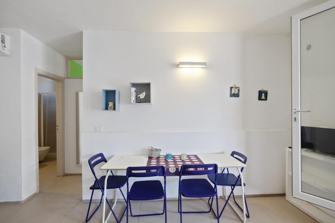 Casalmare Apartments One Step From The Sea Mola di Bari Bagian luar foto