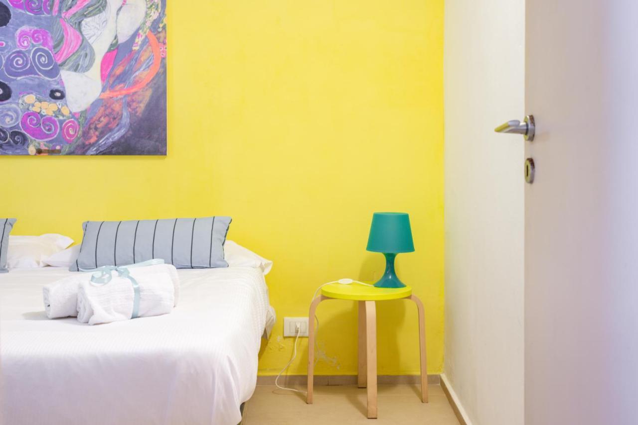 Casalmare Apartments One Step From The Sea Mola di Bari Bagian luar foto